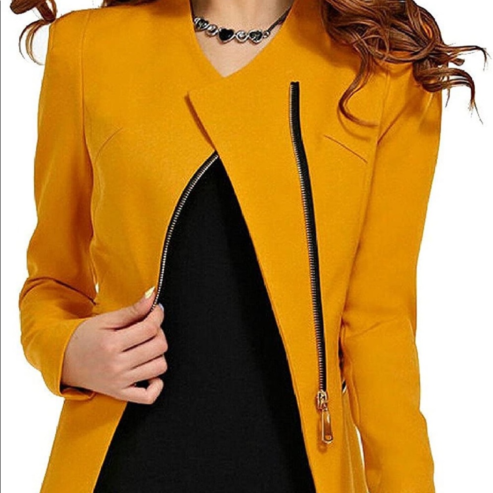 Yellow gold zipper blazer